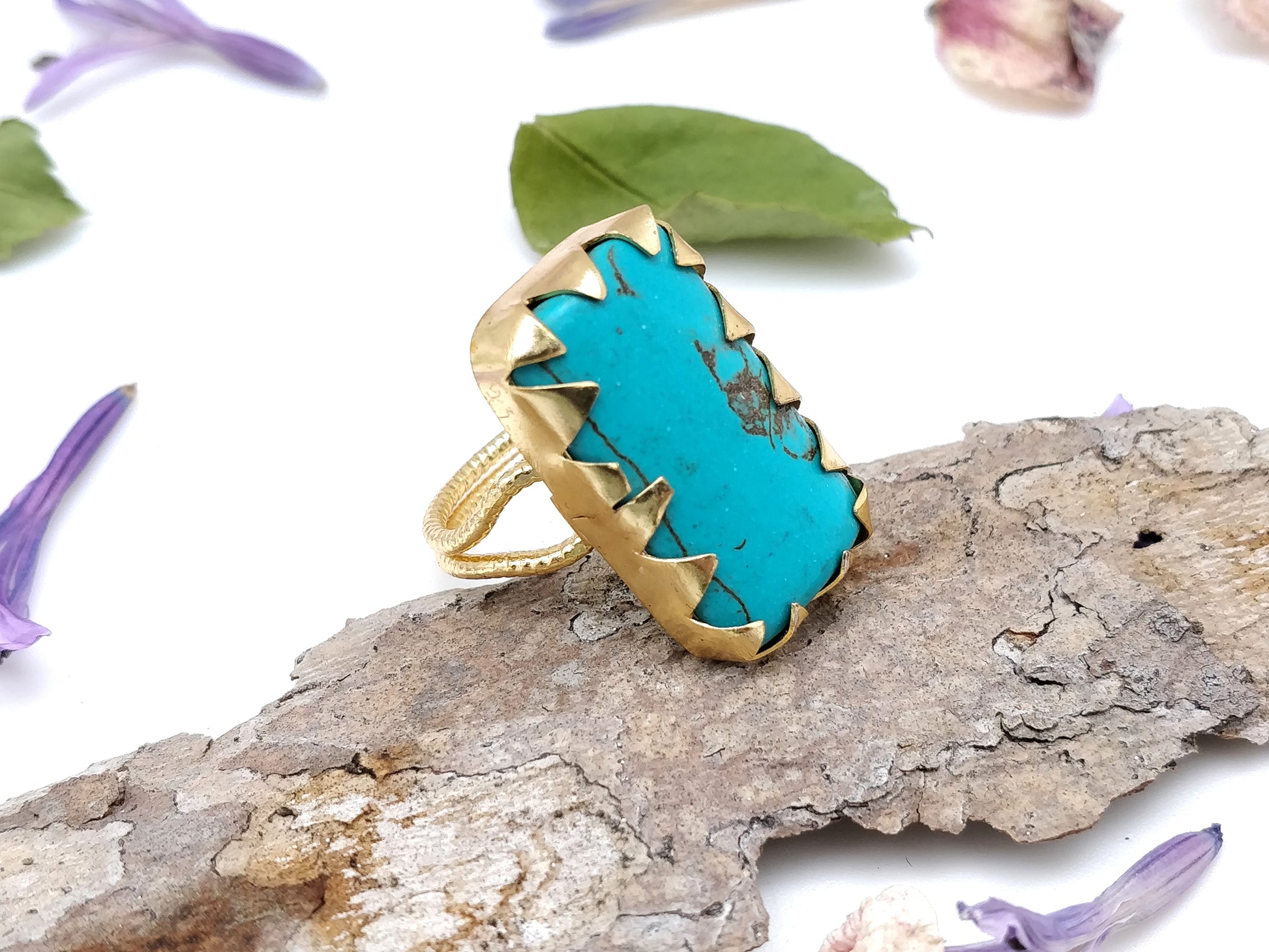 Turquoise Gold Ring - shopzeyzey