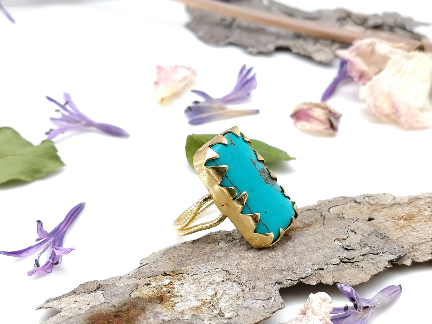 Turquoise Gold Ring - shopzeyzey