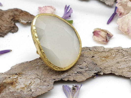 White Cat Eye Statement Gold Ring - shopzeyzey